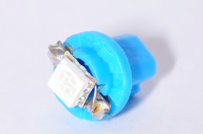 ЛАМПА СВЕТОДИОД.12V 1.2W  (СИНИЙ 1SMD) B8.5d